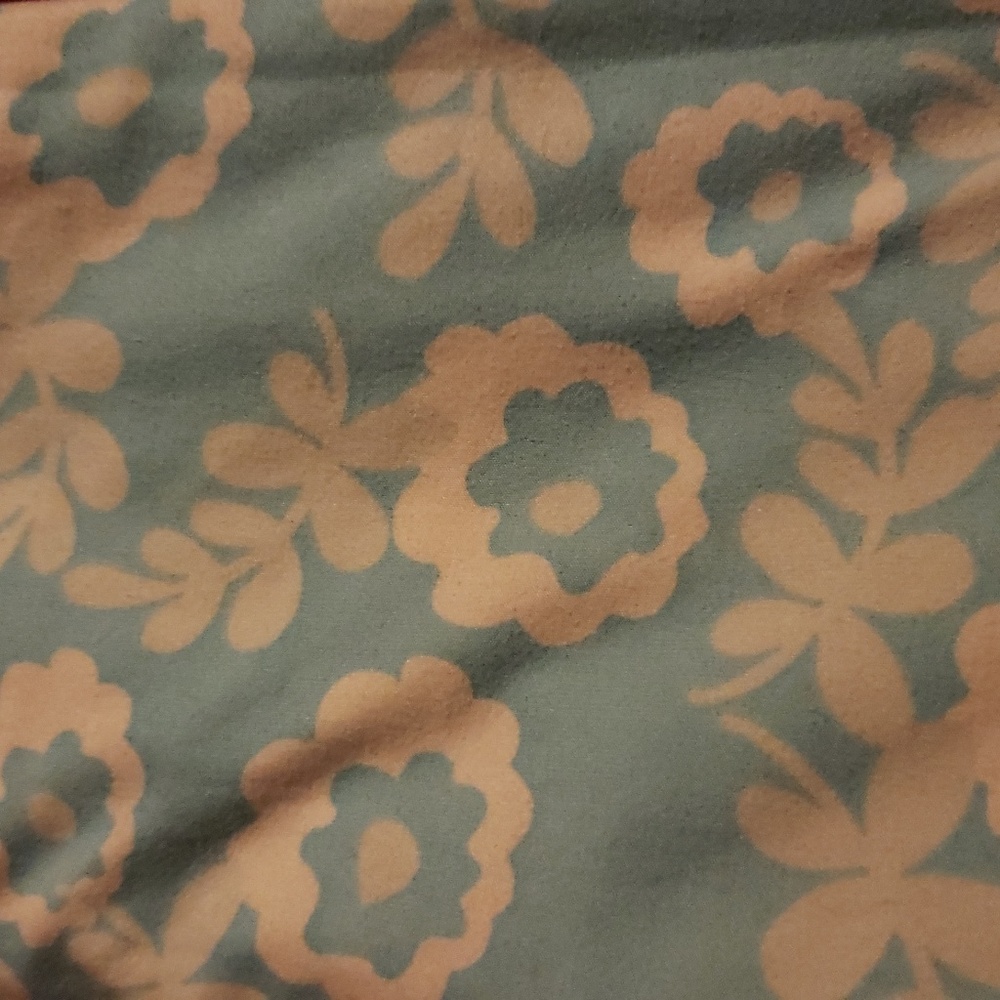 Lularoe tween leggings